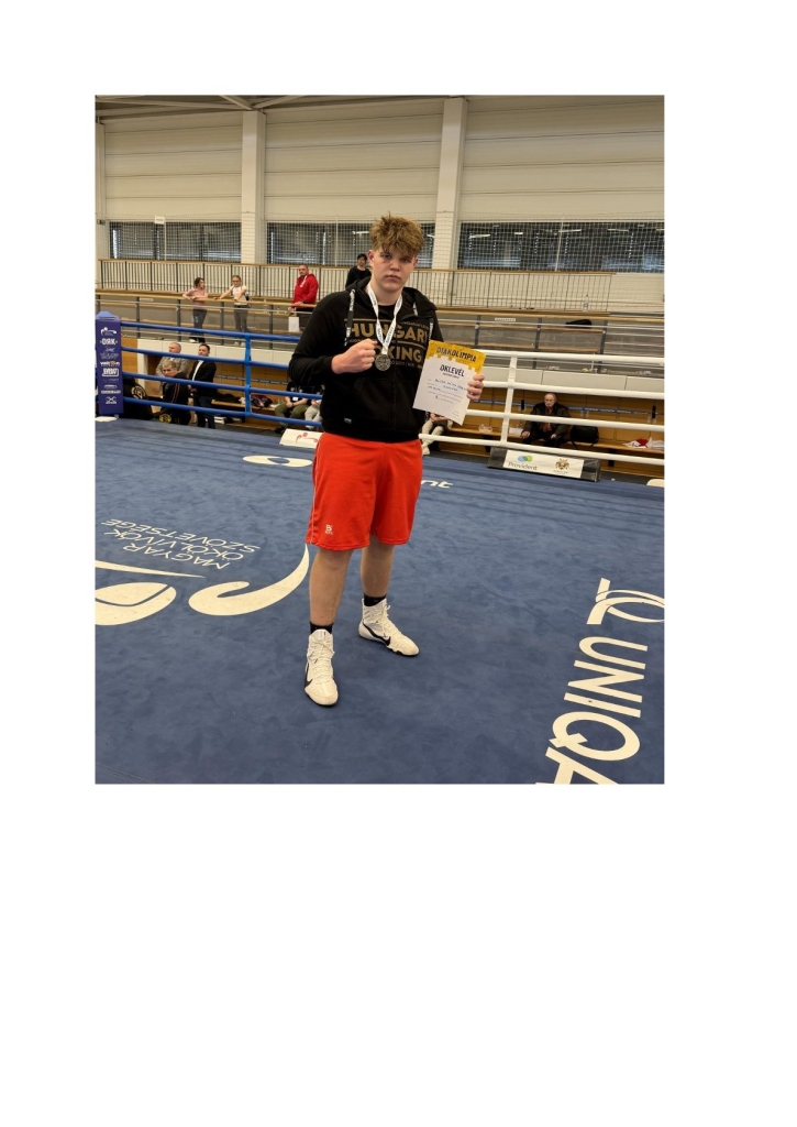 Bogdán Mátyás ezüst érmet szerzett az Ökölvívó Diákolimpián