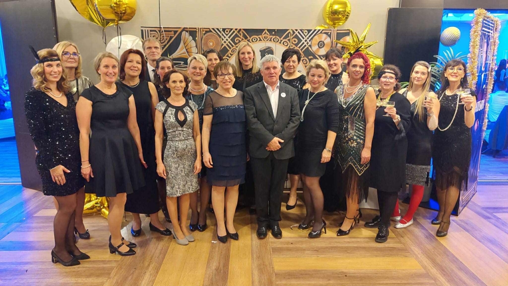 A szülői munkaközösség bálja 