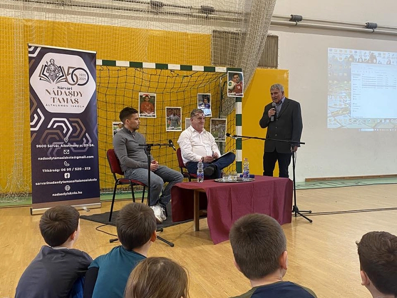 Közönségtalálkozó Stieber Zoltánnal