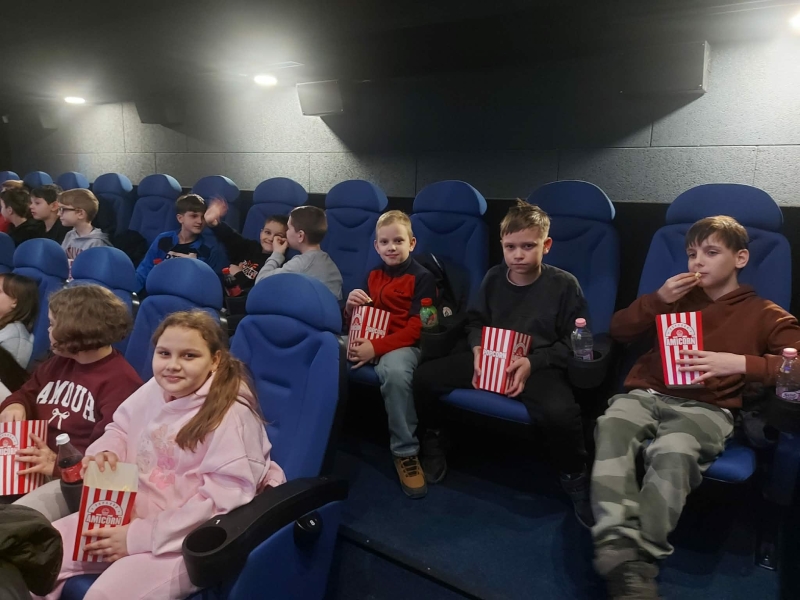 Kincskereső Alapítvány támogatásával mozifilm a 3.4.évfolyamos tanulóknak 