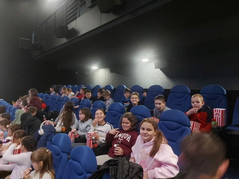 Kincskereső Alapítvány támogatásával mozifilm a 3.4.évfolyamos tanulóknak 