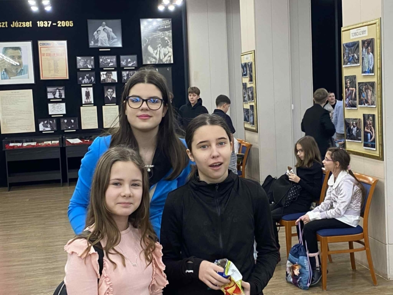 Színházi előadás -VUK