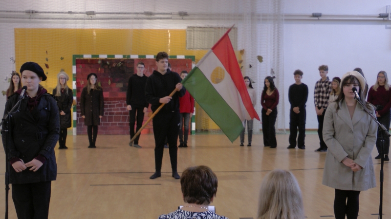 1956. október 23 -ra emlékeztünk