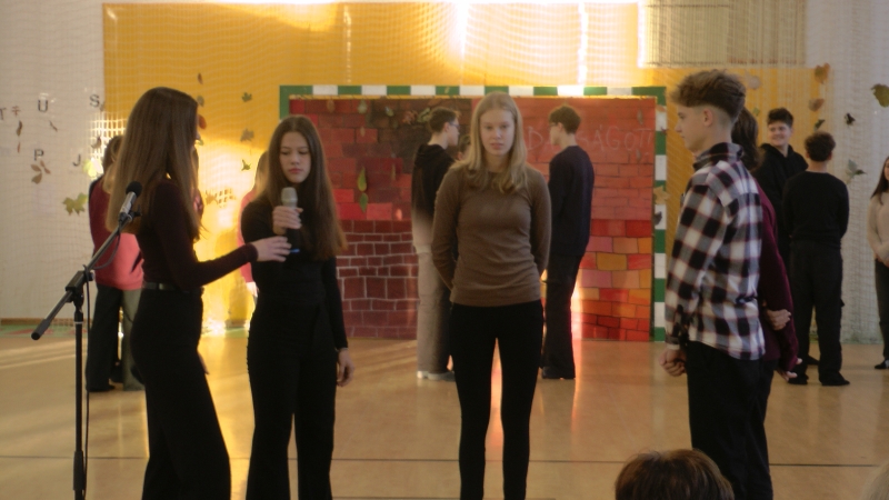 1956. október 23 -ra emlékeztünk