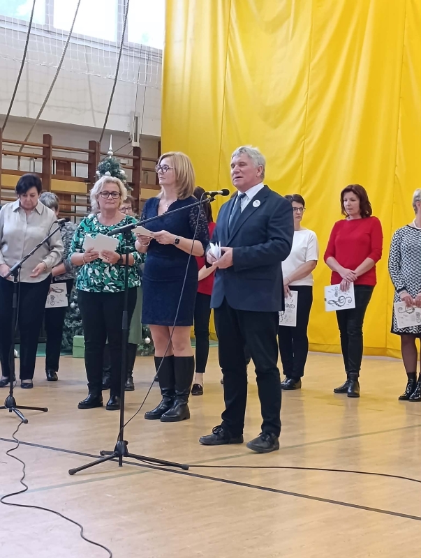 Karácsonyi műsor iskolánkban